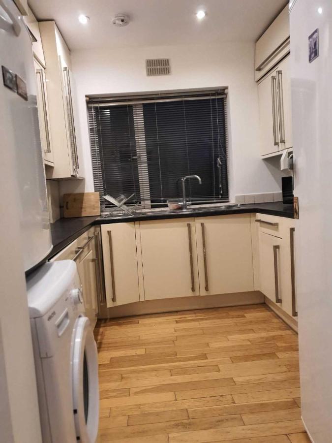 Art Double Bed Room Edgware Dış mekan fotoğraf