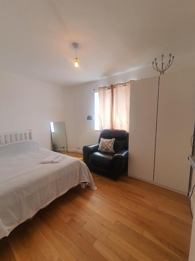 Art Double Bed Room Edgware Dış mekan fotoğraf